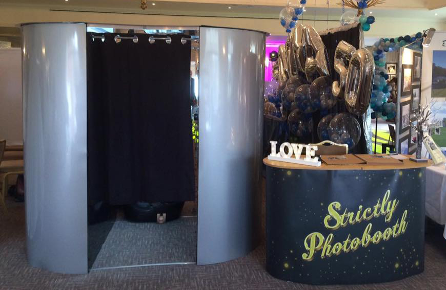 Strictly Photobooth Enclosed Booth